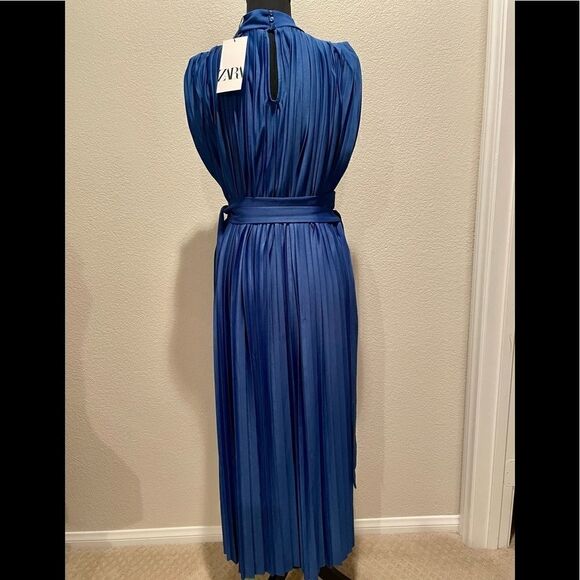 NWT Zara Voluminous Pleated Dress - Picture 7 of 12